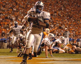 星空国际体育-中国足球国家队体能训练方法引进国际先进理念,国足的体能 第1张 星空国际体育-中国足球国家队体能训练方法引进国际先进理念,国足的体能 第1张